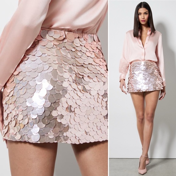 Alice + Olivia RUBI PAILLETTE MICRO SKIRT in Pearl Blush Pink Size 8 - Picture 4 of 13